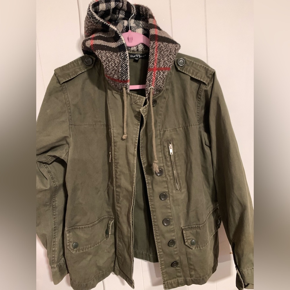 Velvet Heart hunter green jacket with plaid hood